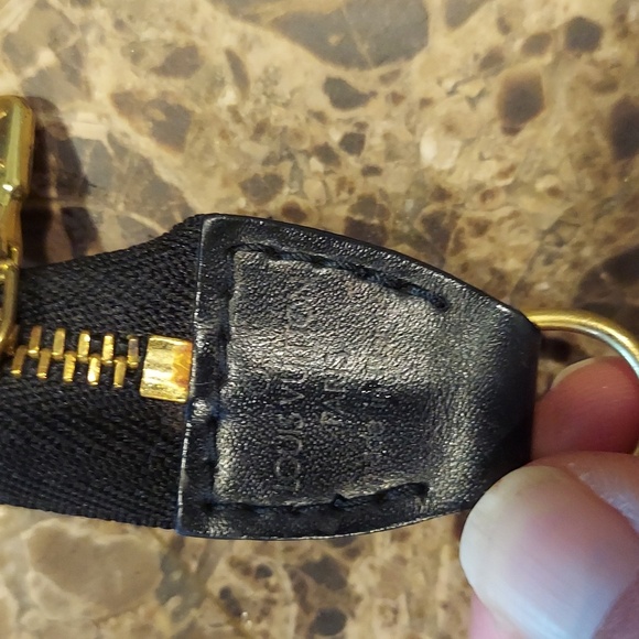 Louis Vuitton Epi Small Bag /Black Pochette Accessoires - Picture 3 of 7
